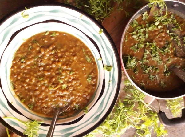 brown lentil curry Indian