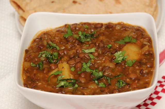 brown lentil curry Indian