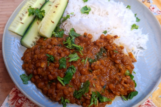 how to make brown lentil curry