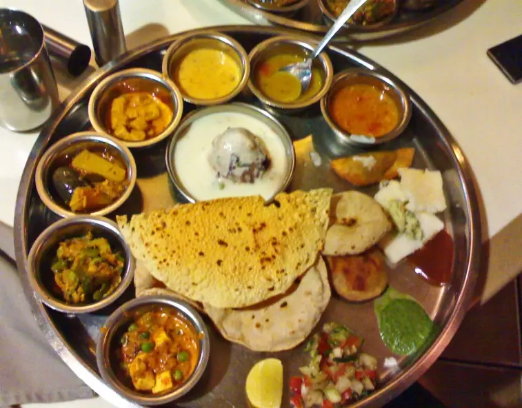 vegetarian feast Indian food