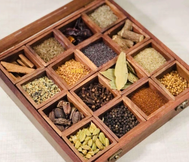 Indian spice box seven spices