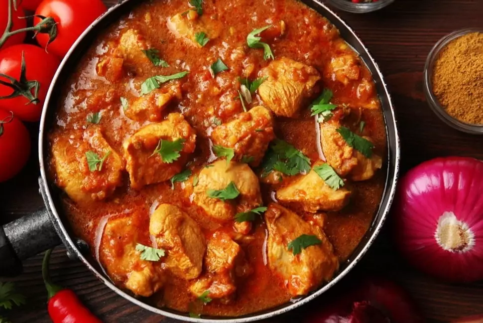 restaurant style chicken curry