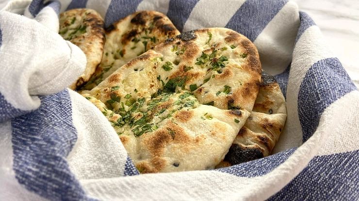 Soft Tawa Naan Recipe with Yeast: Foolproof Guide & Tips