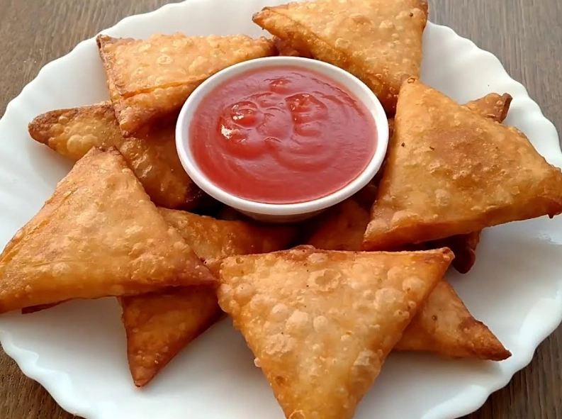 Perfect Potato Samosa Recipe: Crispy, Flaky, and Easy to Make