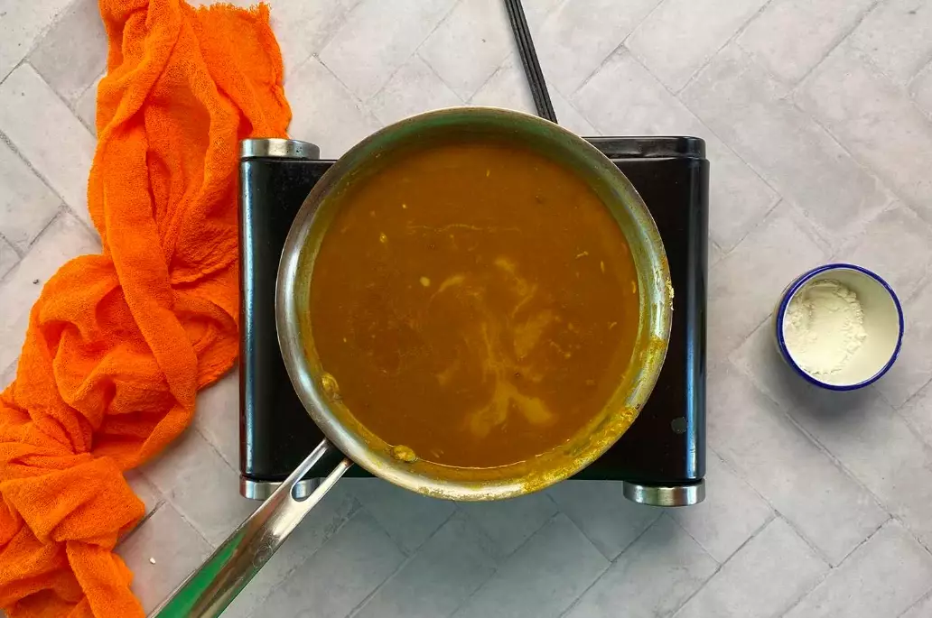 curry sauce vs gravy