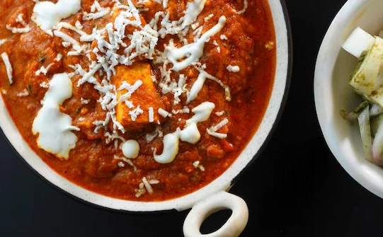 What are the Four Basic Indian Gravies? A Chef's Guide to Foundation Sauces