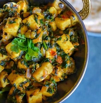 restaurant-style palak paneer